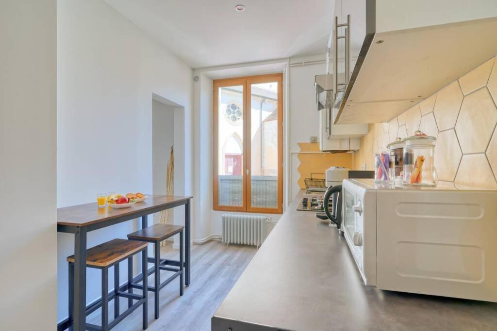 Studio Charmant Au Coeur Du Vieux Corbeil 科尔贝－埃索讷 外观 照片